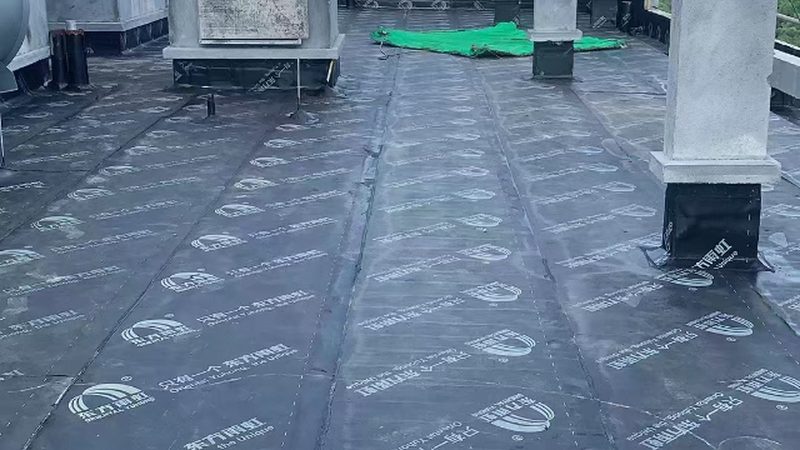 聚氨酯防水涂料与丙纶复合做法：技术解析与施工要点